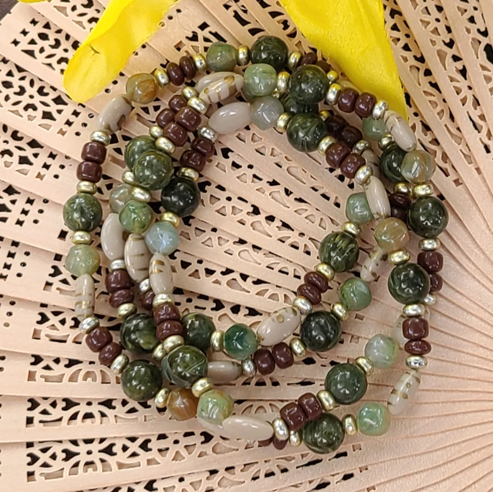 Antique Mixed Stone Necklace with Gold Accents - Picture 2 of 5